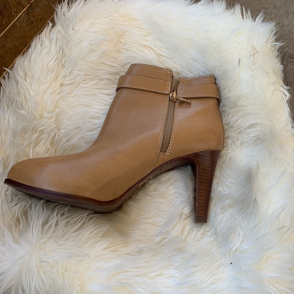 Tory Burch bristol leather bootie - Picture 7 of 10